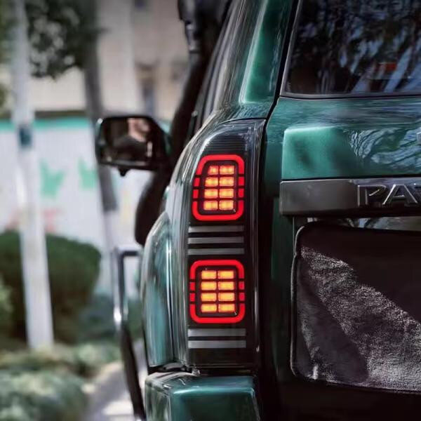 Задні лед ліхтарі Smoke Black (2004-2008) для Nissan Patrol Y61